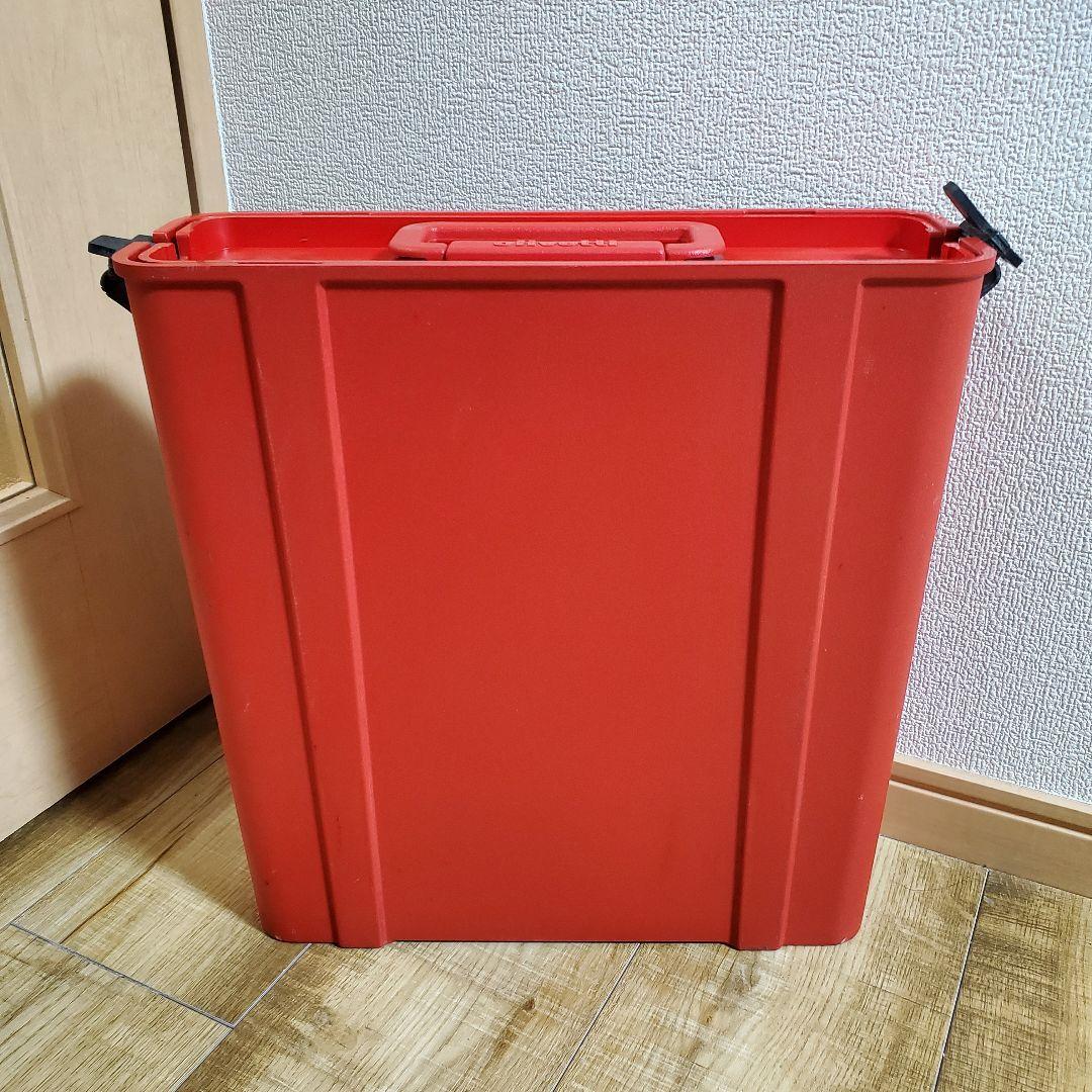 レトロ　Olivetti Valentine タイプライター ケース、説明書付き