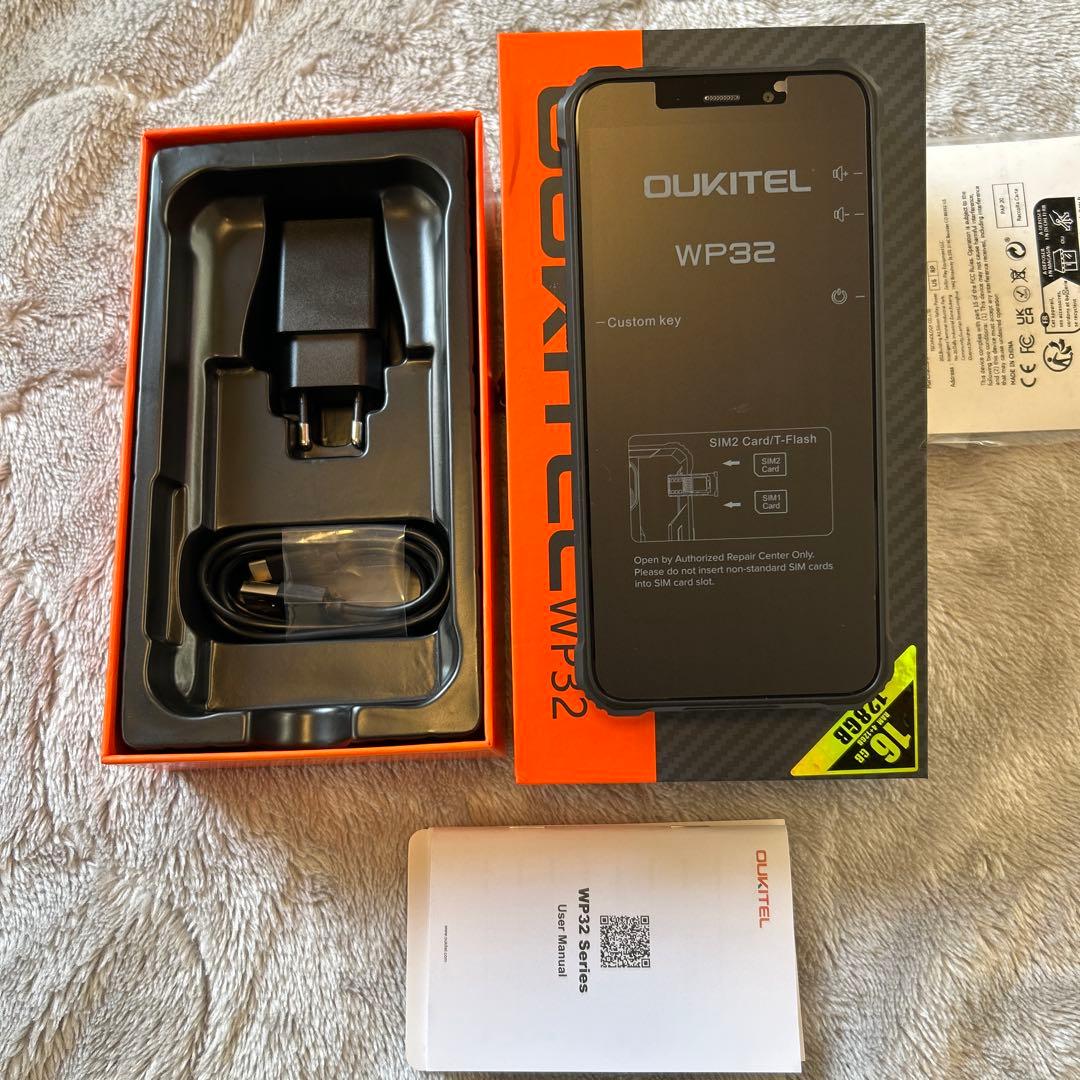 Oukitel WP32 16G+128GB. デュアルSIM対応のグーリン色。