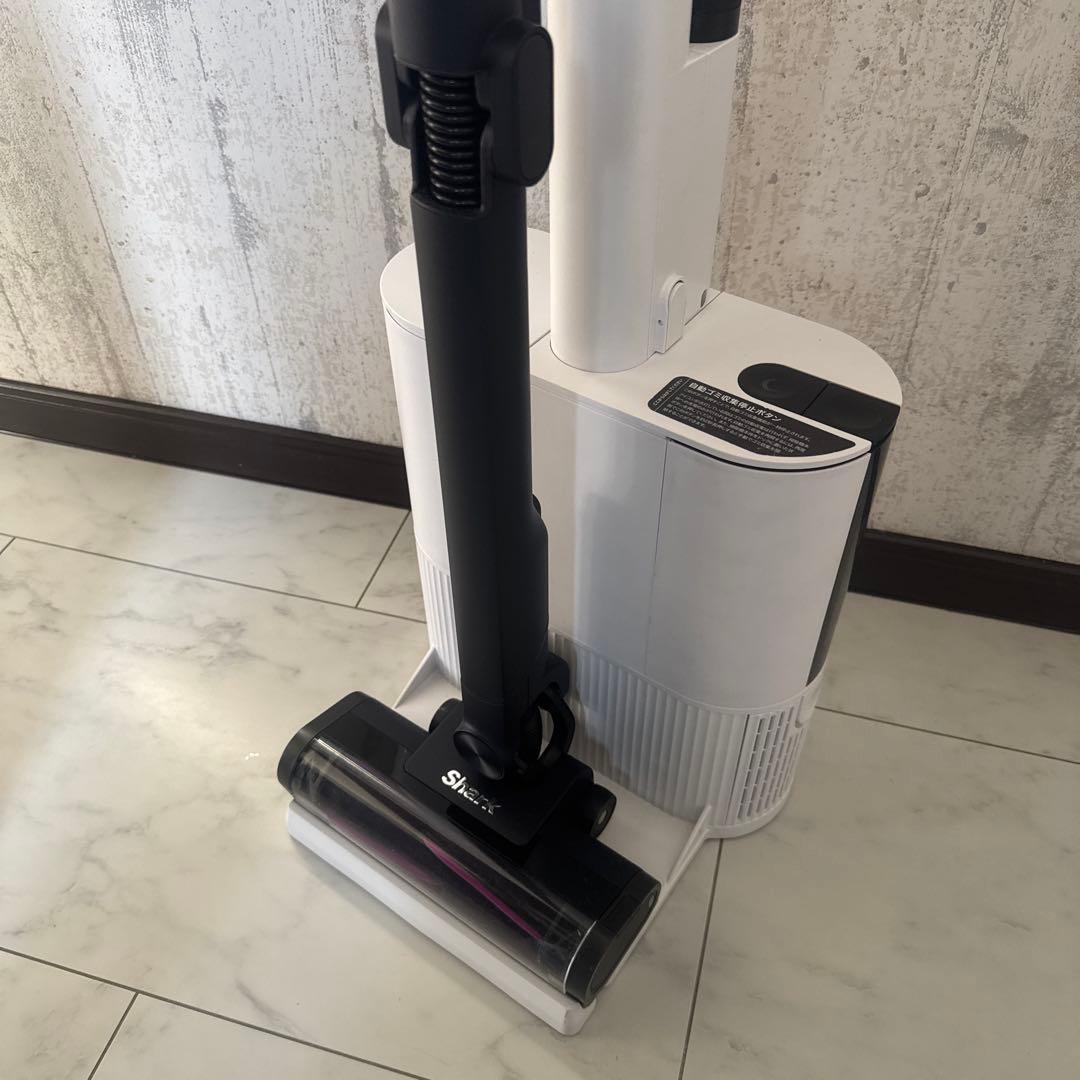 Shark EVOPOWER スティッククリーナーLC551JBK