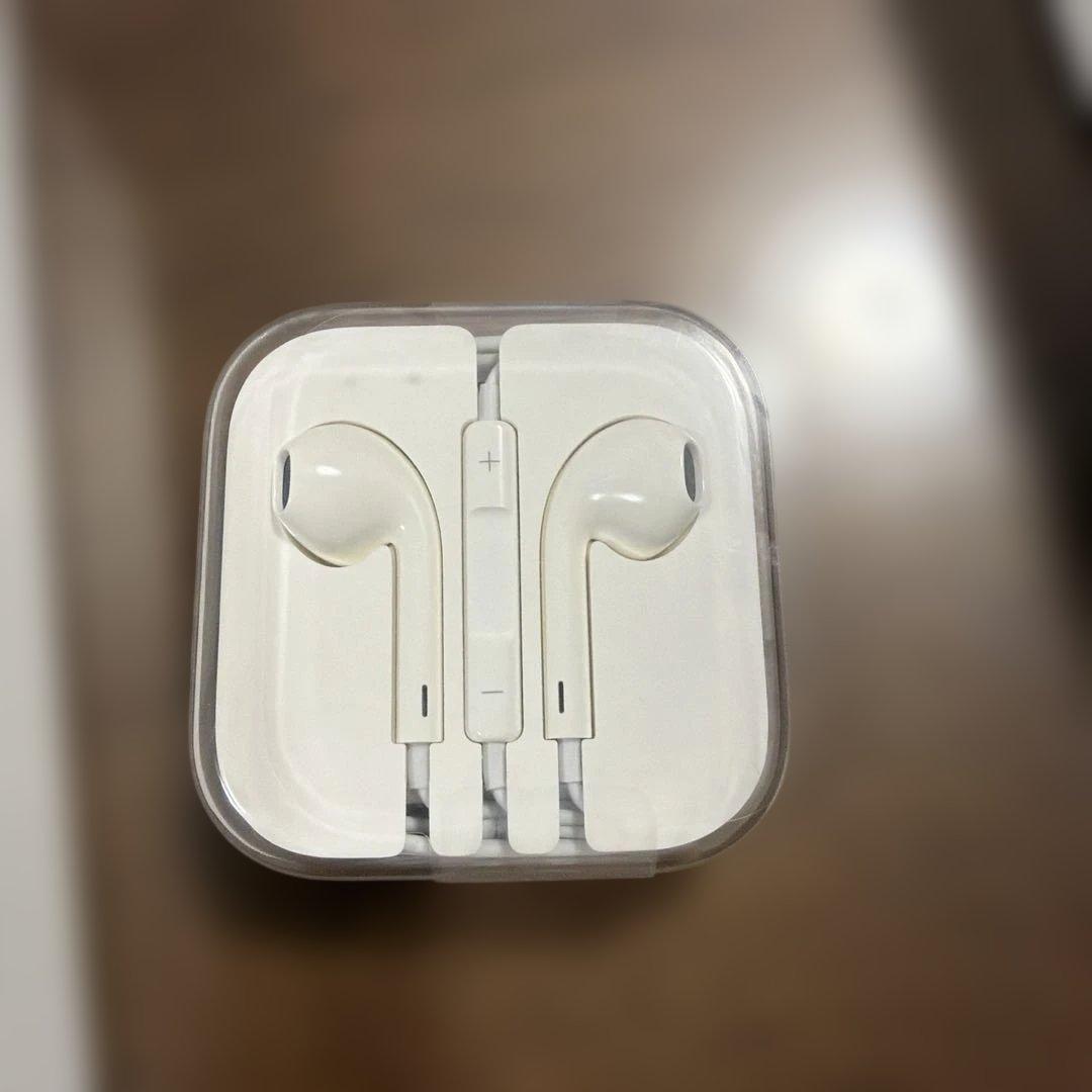 値下げ14500円→13500円Apple iPhone 8 Plus 本体