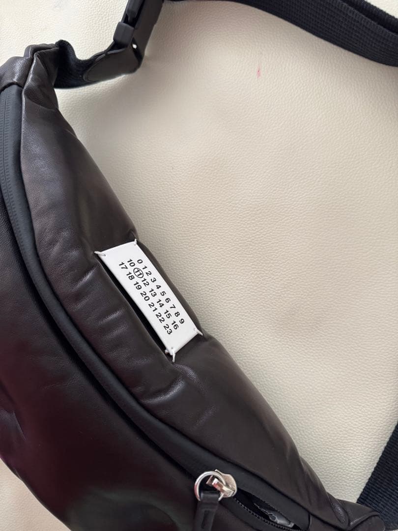 新品未使用メゾンマルジェラ S55WB0070 GLAM SLAM グラムスラム