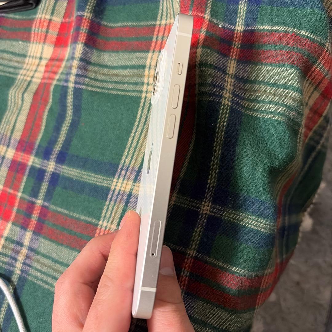 Apple iPhone13 スターライト 128GB SIMフリー