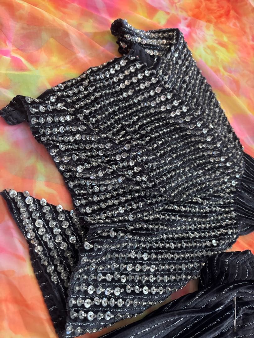 ダンス衣装　ベリーダンスetc ドレス　ワンピース　スパンコール(スリット有り)