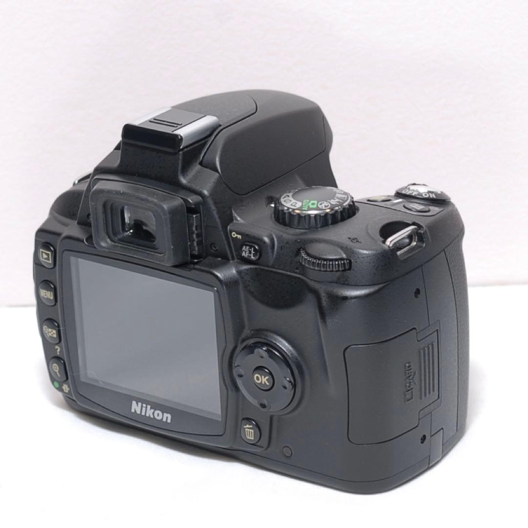 美品✨届いたらすぐに使えます✨Nikon D40✨シングルレンズ✨少シャッター数