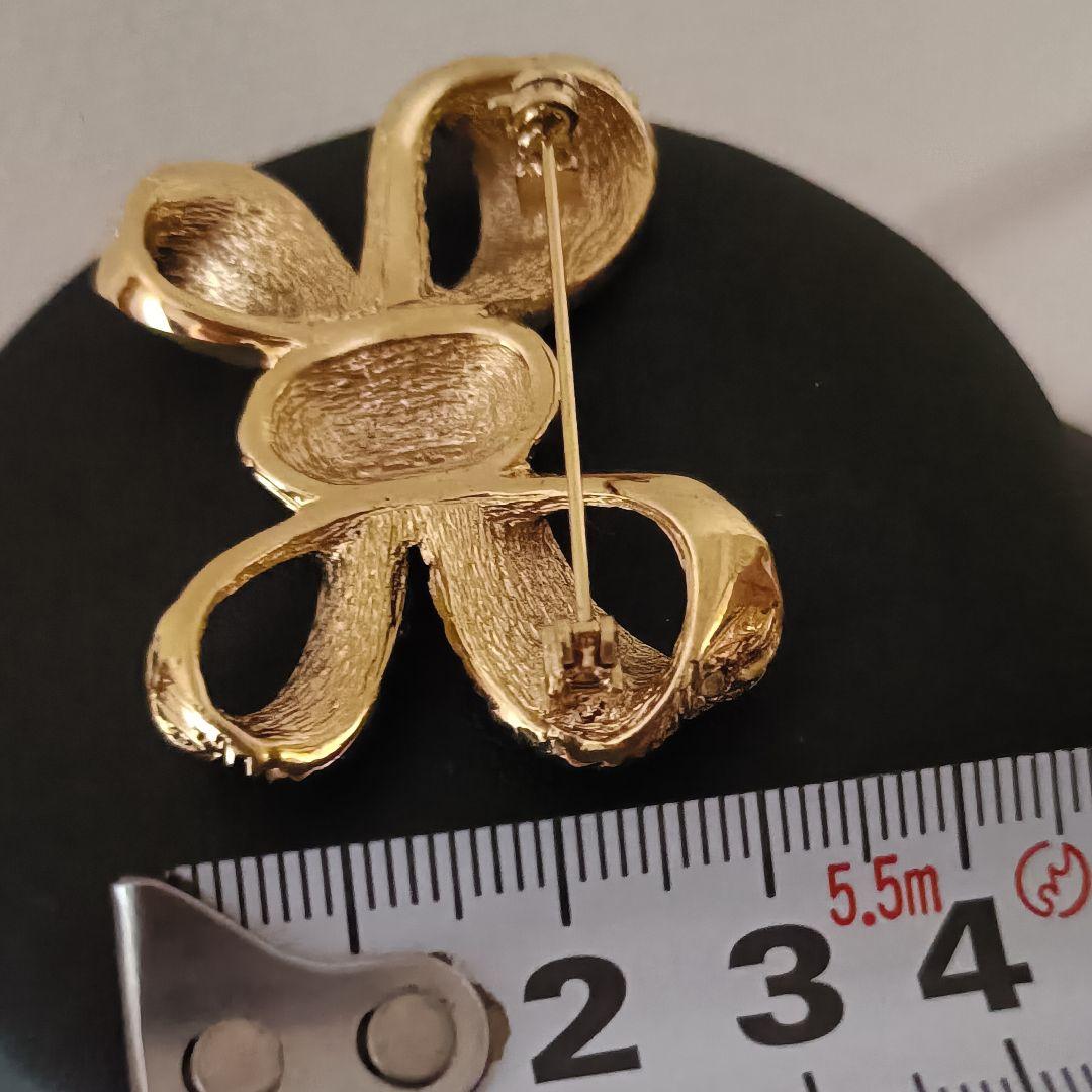 ディオール　リボン　ブローチ　ゴールド