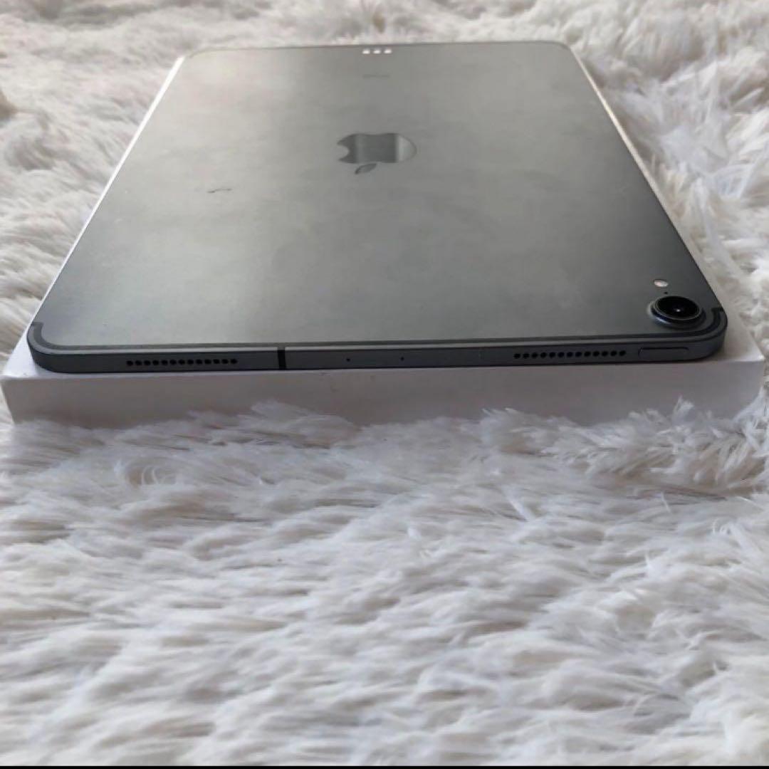 【格安端末】iPad Pro 11インチ 256GB SIMフリー 【すぐ発送】