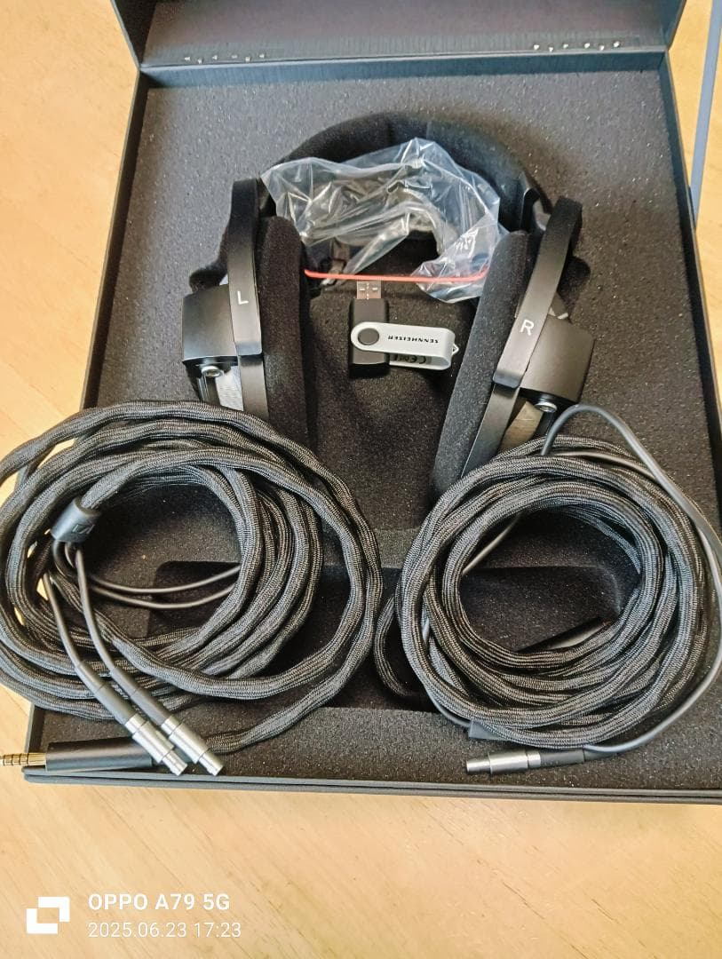 SENNHEISER　ヘッドフォンHD800S