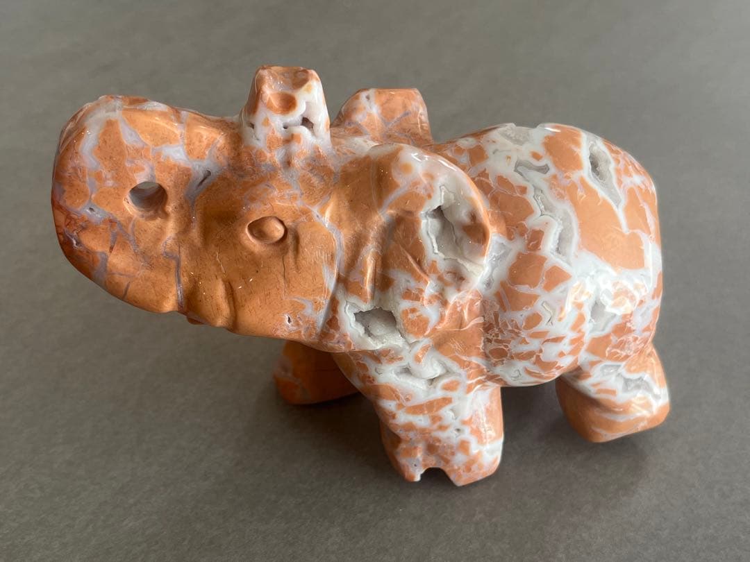 ピンク瑪瑙　象　置物
