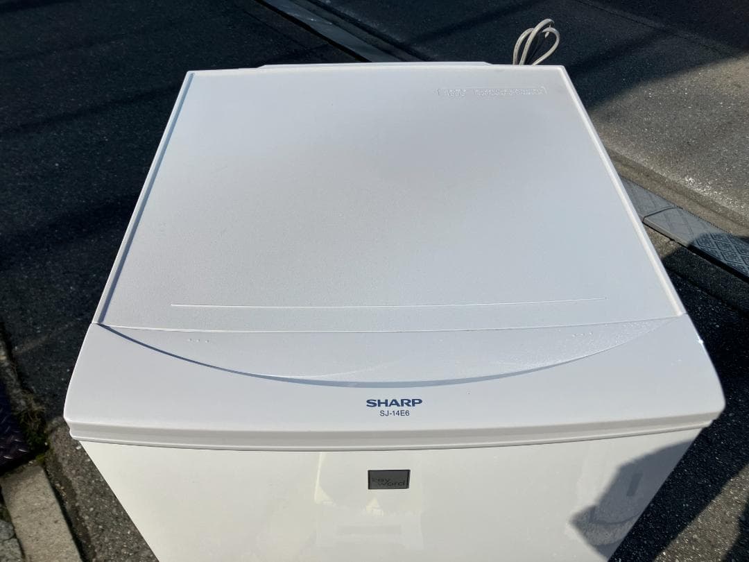 愛知岐阜/送料込★シャープ 137L冷凍冷蔵庫 SJ-14E6-KW 2019年