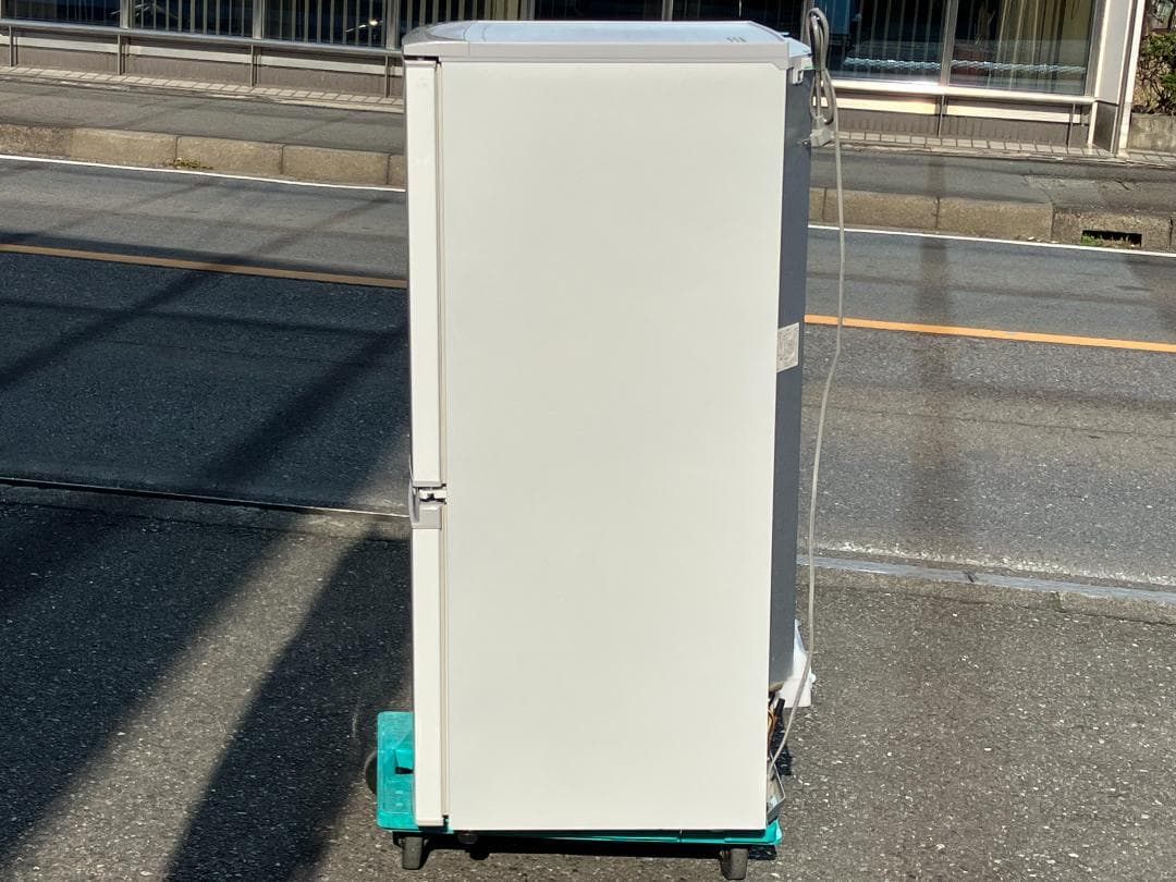 愛知岐阜/送料込★シャープ 137L冷凍冷蔵庫 SJ-14E6-KW 2019年