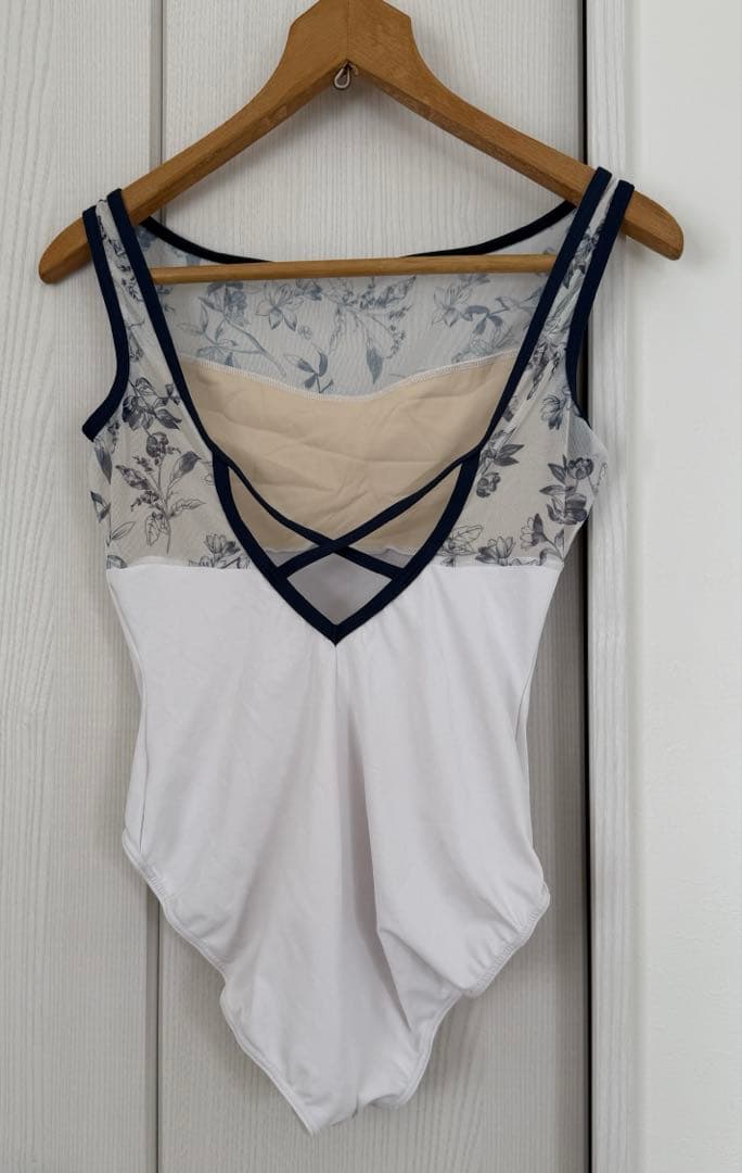 チャコット レオタード 花柄 ホワイト Lサイズ