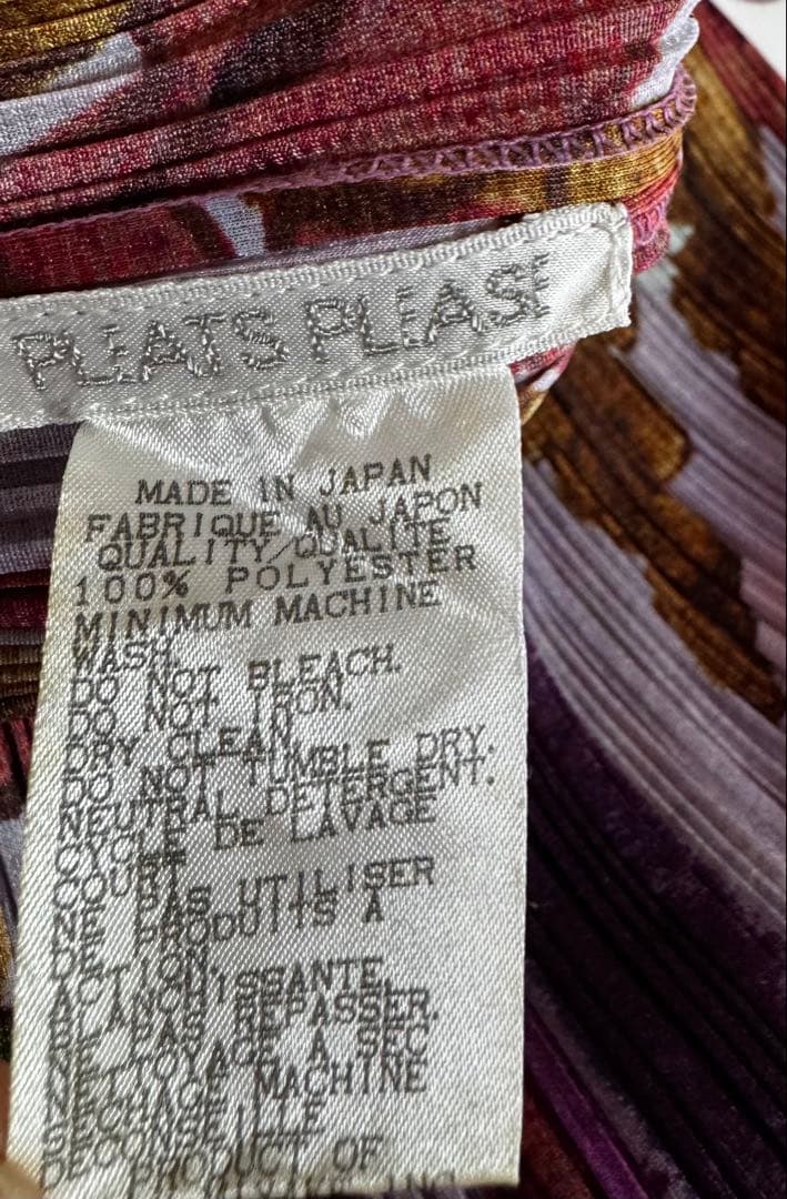 プリーツプリーズ　長袖 牡丹 花柄