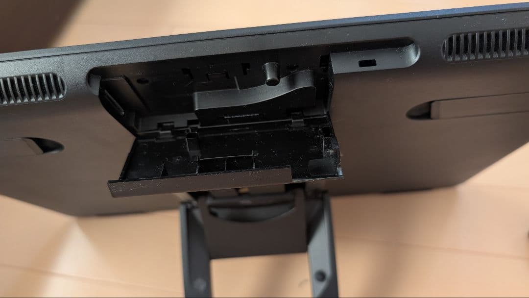 Wacom Cintiq 16 (DTK1660)+正規スタンド