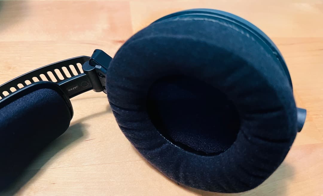 オーディオテクニカ　ATH-R70x 開放型ヘッドホン超美品ヘッドホンフック付！