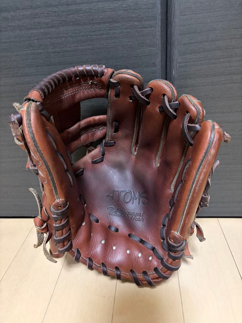 アトムズ　硬式グローブ