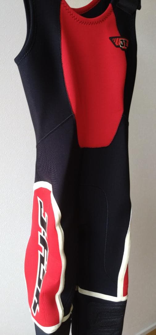 JFISHジェイフィッシュウエットスーツ水上バイク女性MB 黒赤