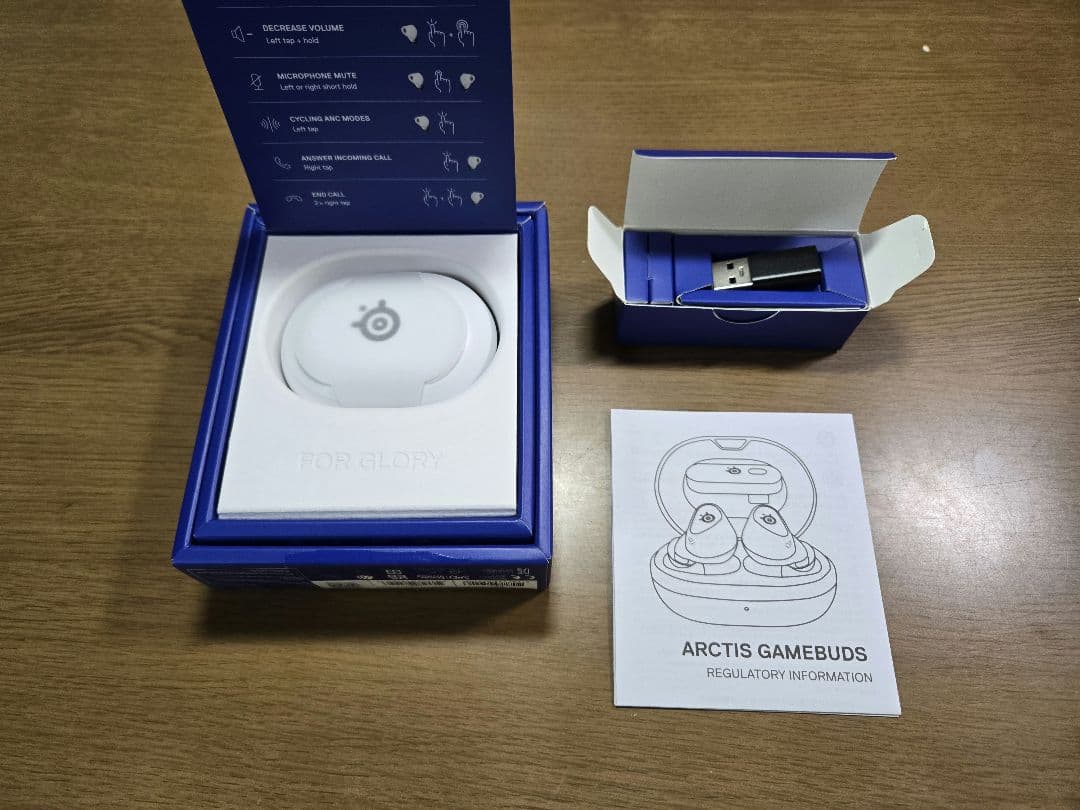 SteelSeries Arctis Gamebuds ゲーミングイヤホン