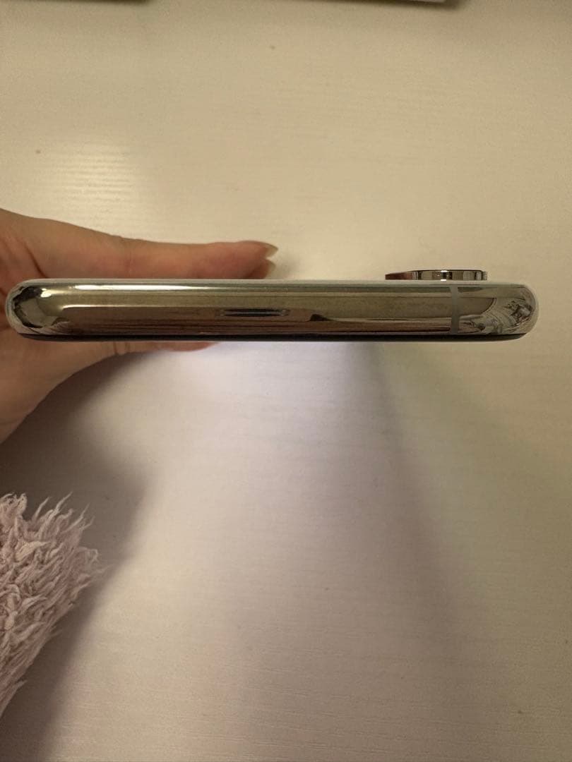 Apple iPhone XS シルバー 本体 256GB