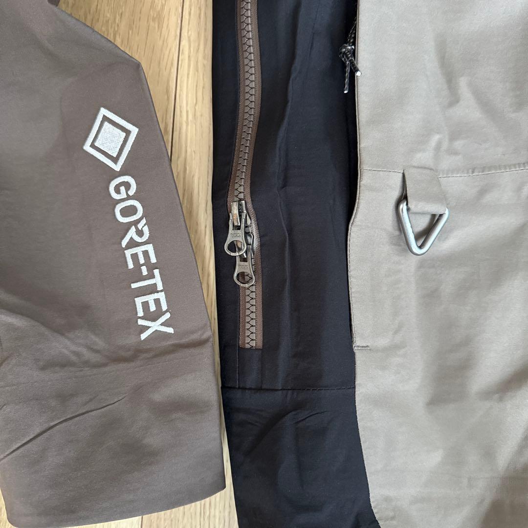 ナイキ NIKE ACG マウンテンパーカ　Storm-FIT Gore-Tex