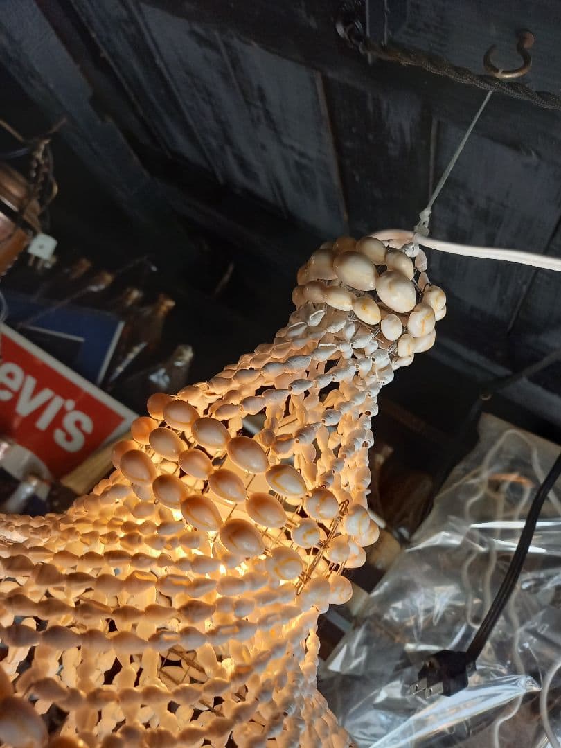 レア　フレンチ　シェル　ビーズ　シャンデリア　ハンギング　ランプ