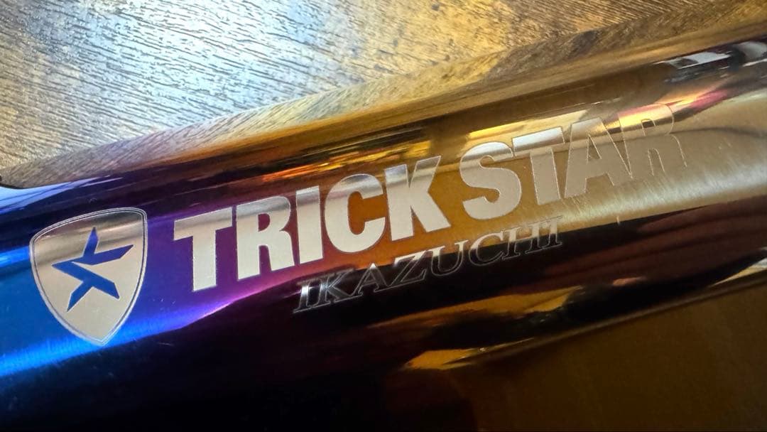 美品 ZX-25R(23-25) TRICKSTAR IKAZUCHI マフラー