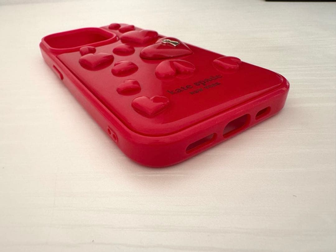 kate spade ハート iPhone15Pro スマホケース