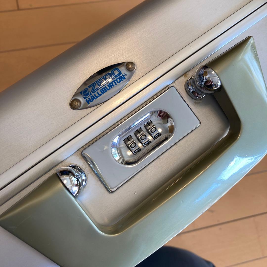 カバン　アタッシュケース　ゼロハリバートン　米国製　希少　ビンテージ