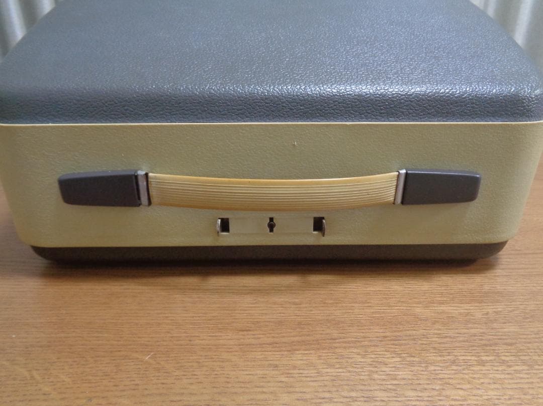 完動品　TRIUMPH gabriele 10 トライアンフタイプライター