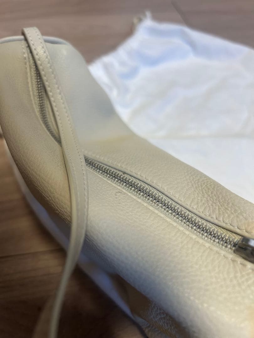 【傷あり】the row 90sbag white