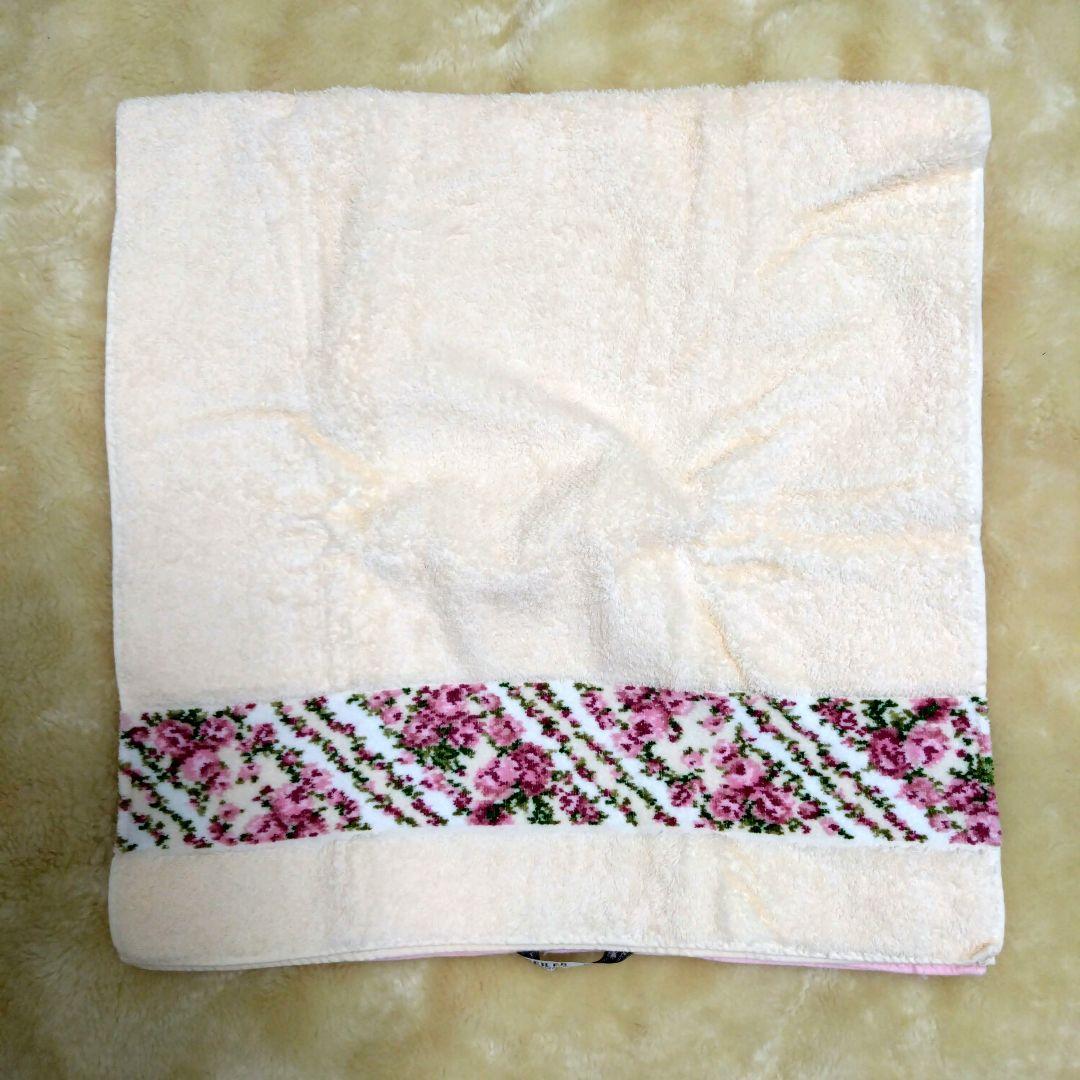 【新品未使用】FEILER (フェイラー)花柄 バスタオル 2枚セット