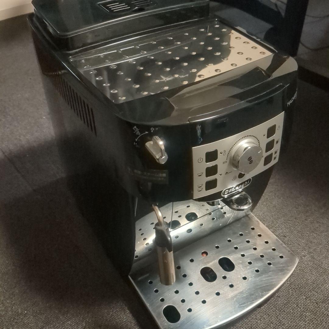 De Longhi デロンギ マグニフィカs 全自動 コーヒーマシン