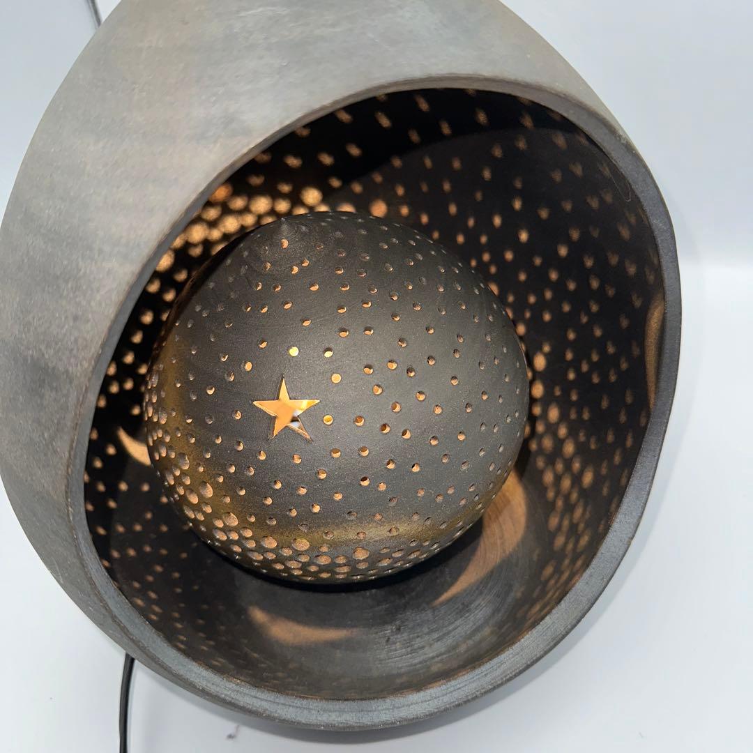 陶器製　星と月のデザインのドロップ型ランプ　間接照明　幻想的照明