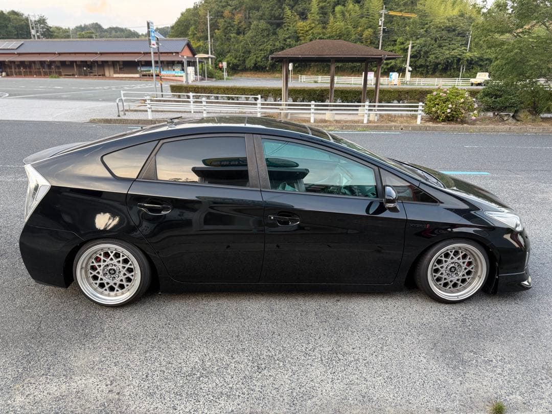 (ポーン様)プリウス30 イデアル極　車高調