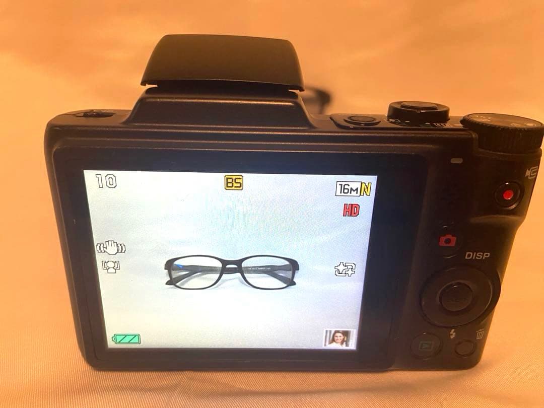 美品 CASIO EXILIM EX-H50 コンデジ　デジカメ