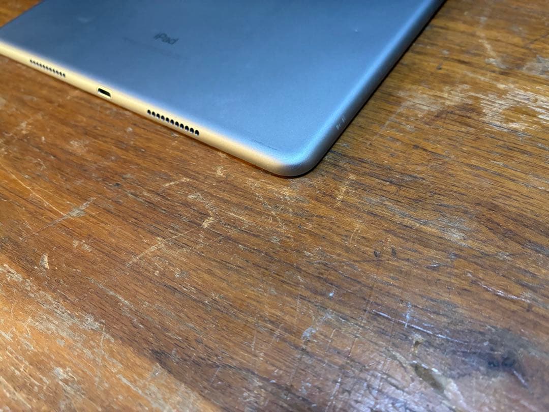 iPad Pro 10.5インチWiFi+Celluler 64GB 第一世代