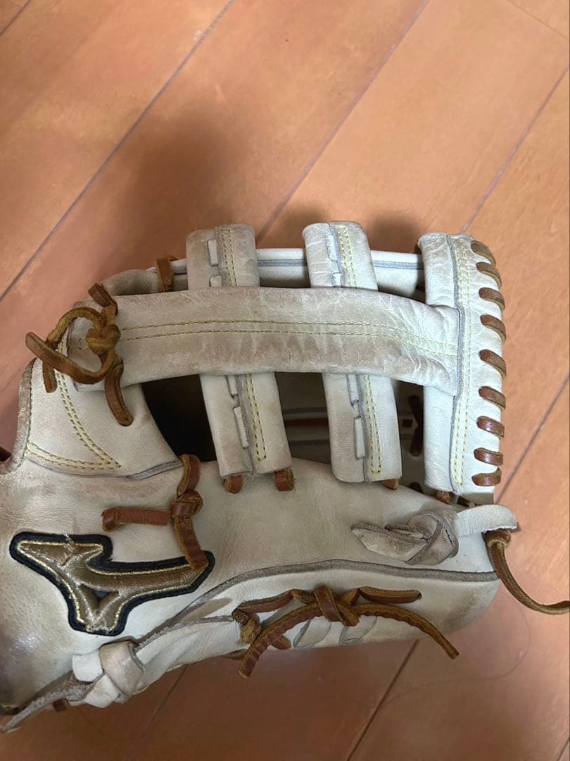 MIZUNO Global Elite 硬式グローブ ベージュ 収納袋付き