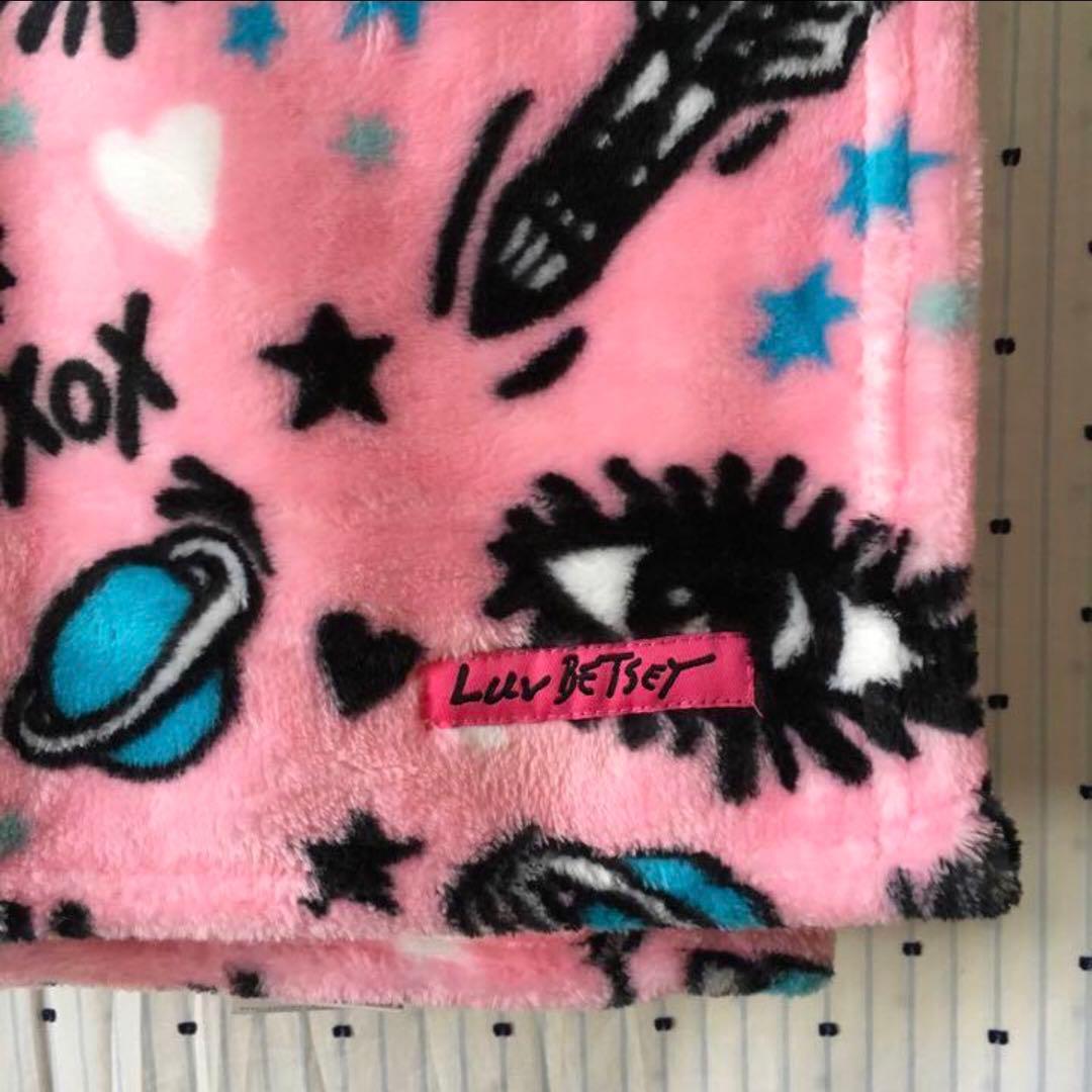 BETSEYJOHNSONベッツィージョンソンUS限定ソフトフリースブランケット