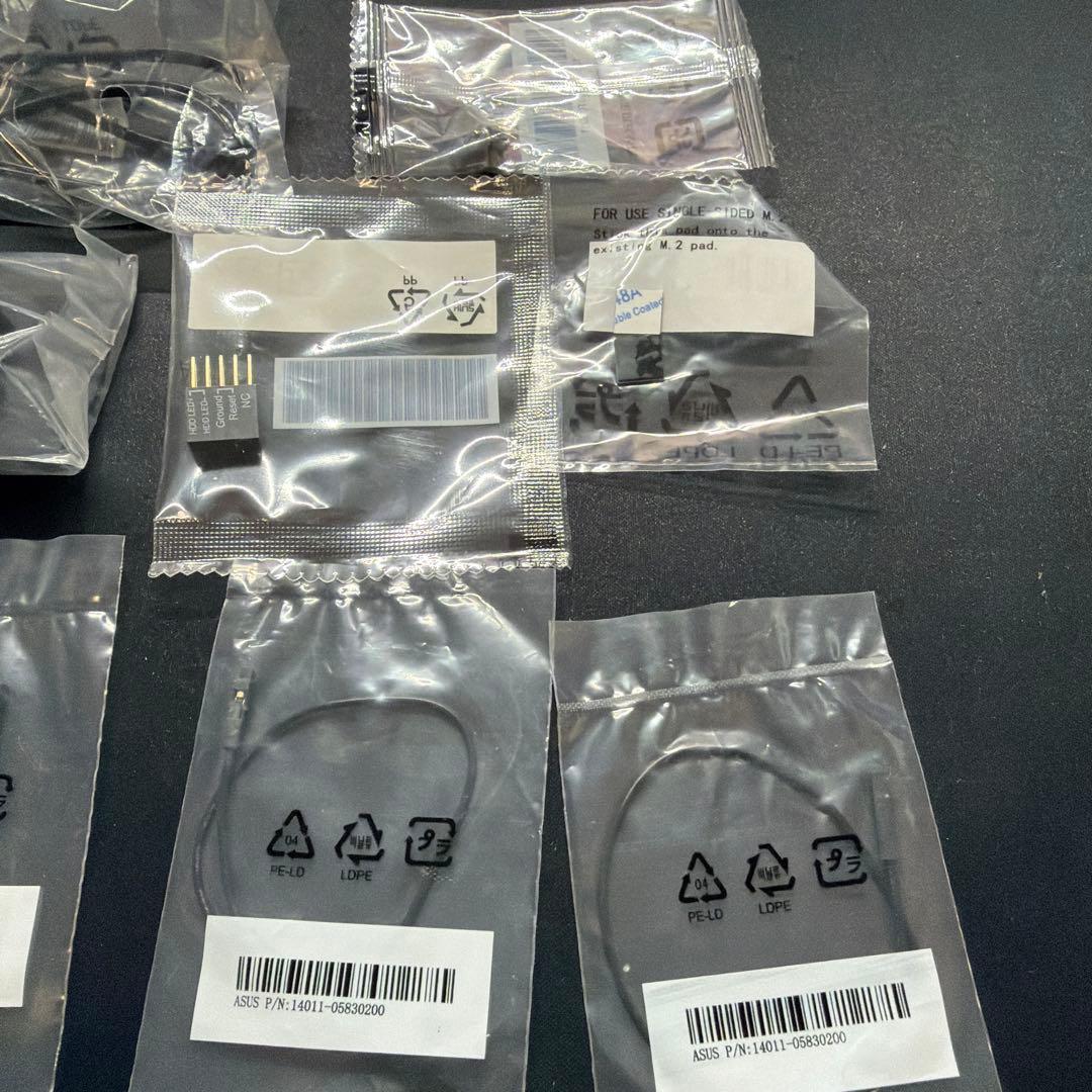 マザーボード ASUS ROG CROSSHAIR X670 GENE