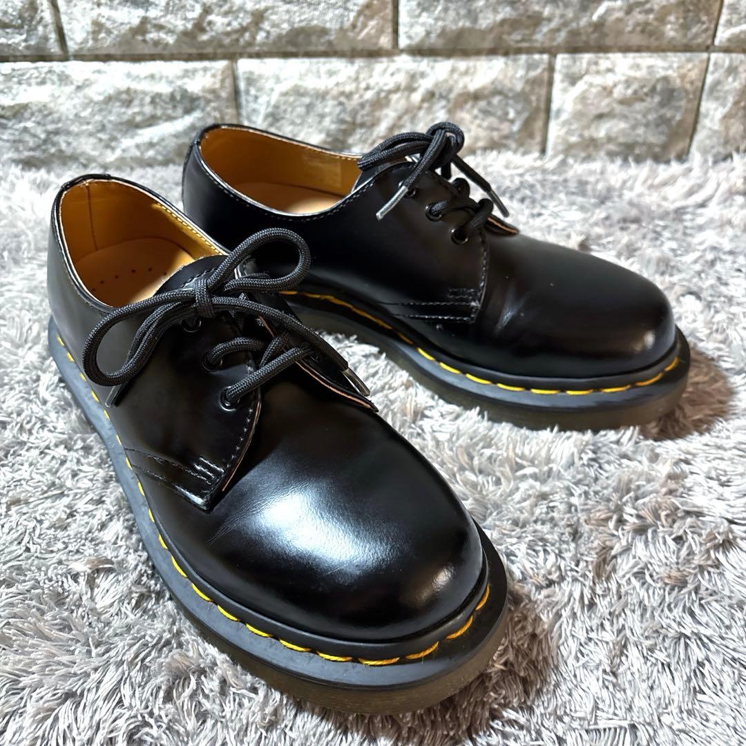 極美品❣️Dr. Martensドクターマーチン 3ホール ポストマン レディース