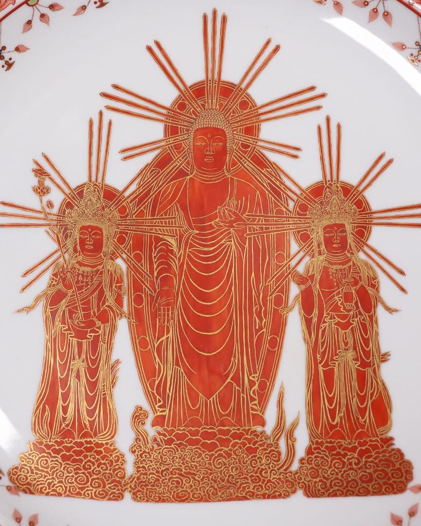 九谷焼 吉光隆広(芳隆) 赤絵細描 阿弥陀三尊立像 大皿 瓔珞紋【MA886】