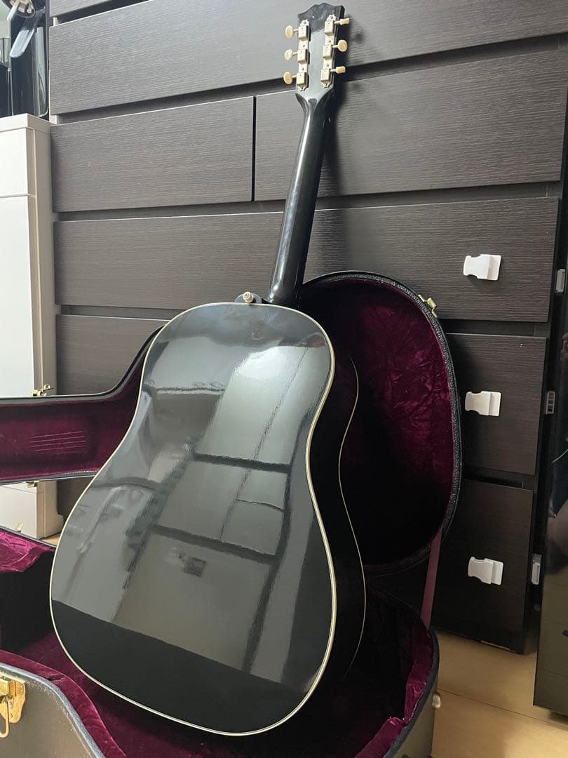 ミ*ロ様 Kazuyoshi Saito J-45 斉藤和義シグネイチャモデル