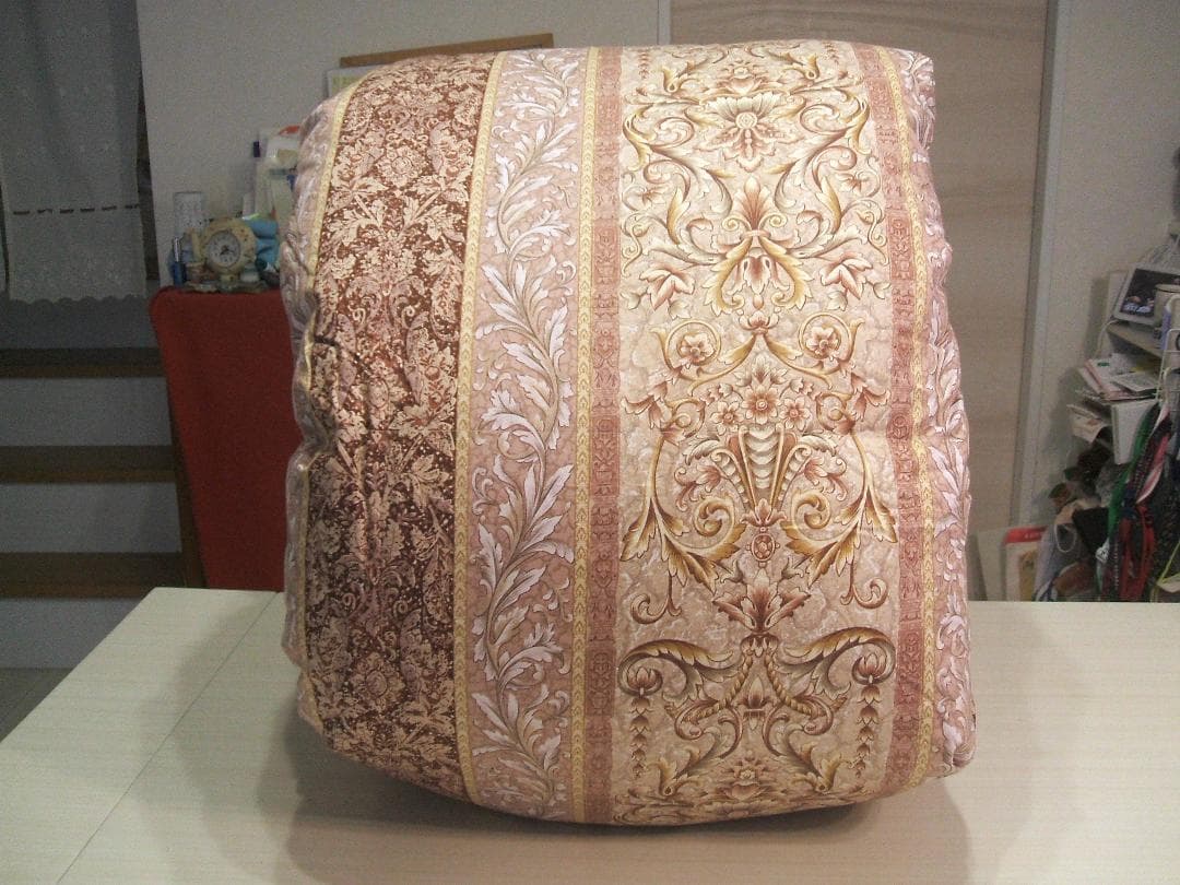 在庫限定激安価格！新品＊ロイヤル＊フランス９３％＊増量１，３キロ＊羽毛布団ＳＰ