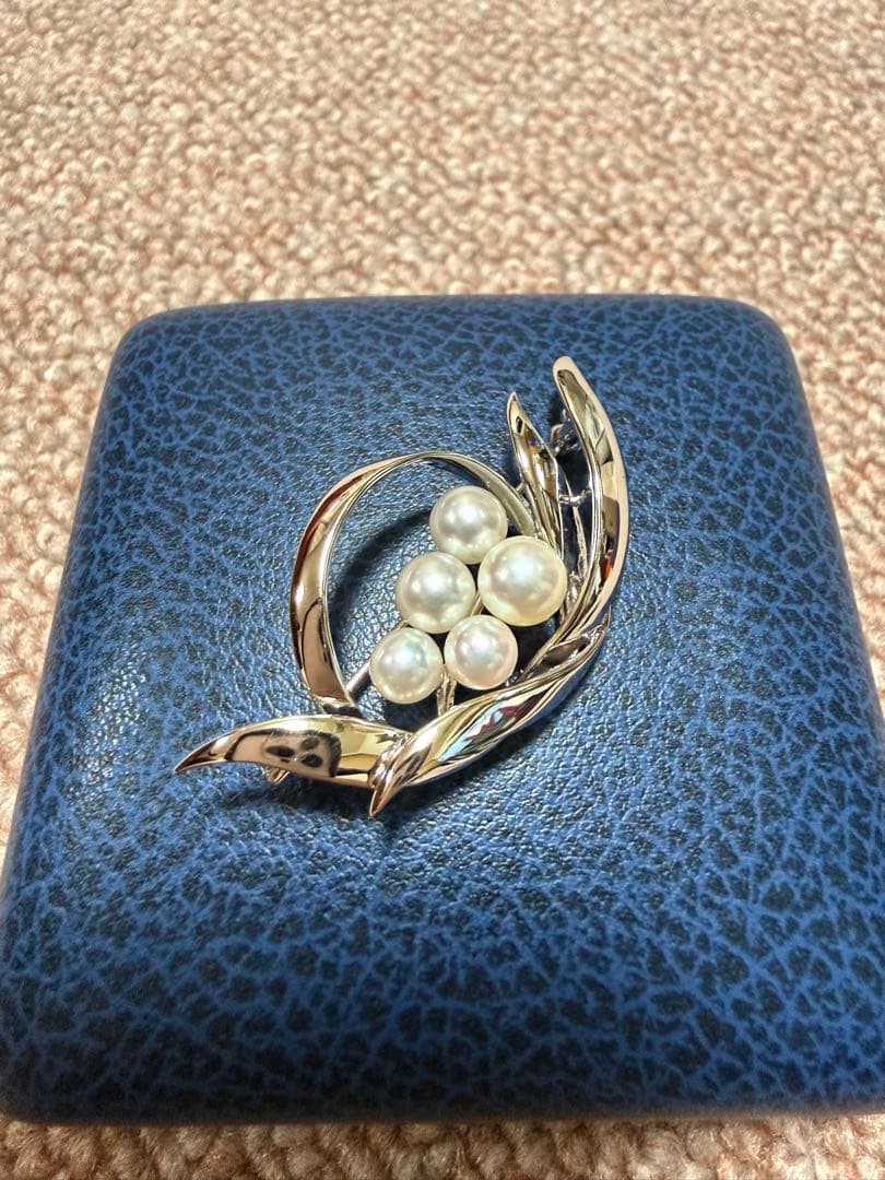 【新品】MIKIMOTO ミキモト　真珠　パール　ブローチ シルバー 5珠