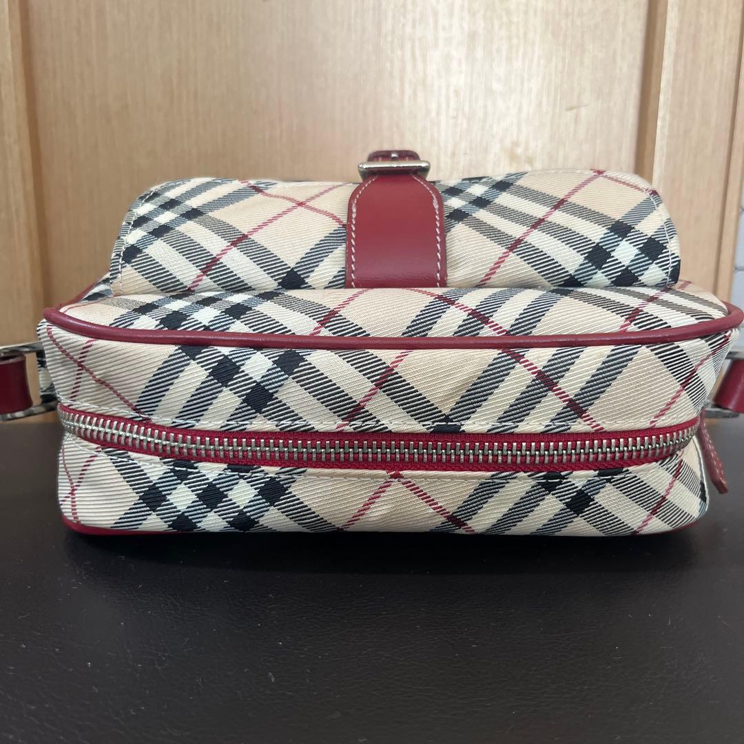 バーバリー・ブルーレーベル　チェック　ショルダーバッグ　赤