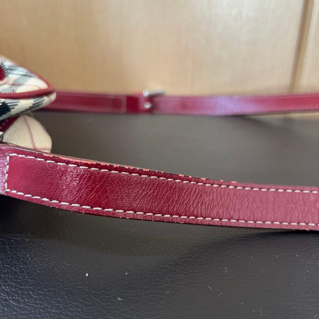 バーバリー・ブルーレーベル　チェック　ショルダーバッグ　赤