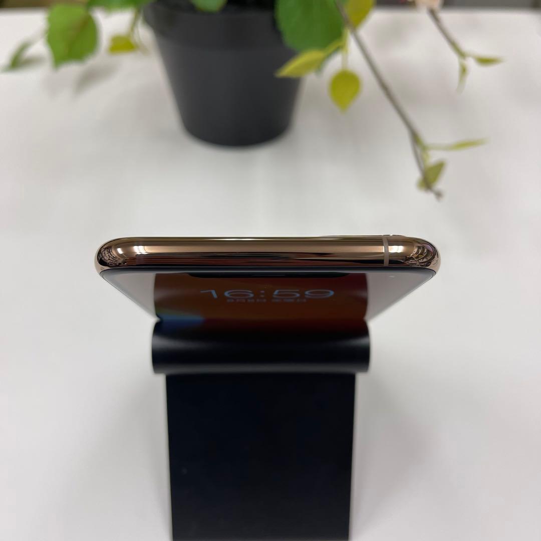 新品 iPhone 11ProMax 64Gb ゴールド国内版SIMフリー