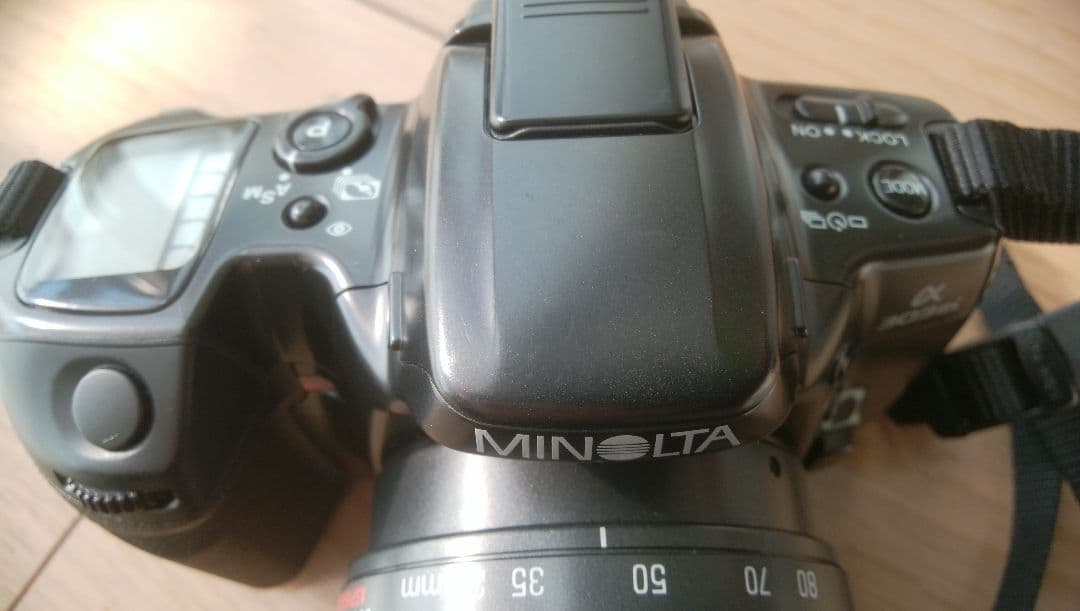 ミノルタ一眼レフカメラα303si望遠レンズ付き