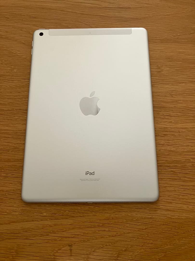 iPad第9世代Wi-Fiモデル スペースグレー 10.2インチ Apple