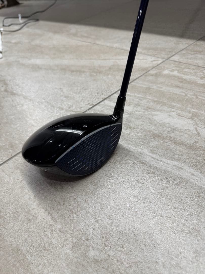 Qi10 MAX ドライバー カーボン素材