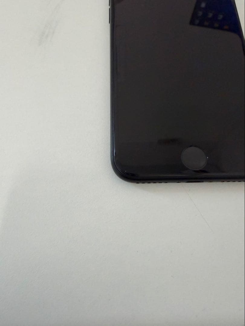 iPhone SE 第2世代 64GB SIMフリーバッテリー82% 動作良好